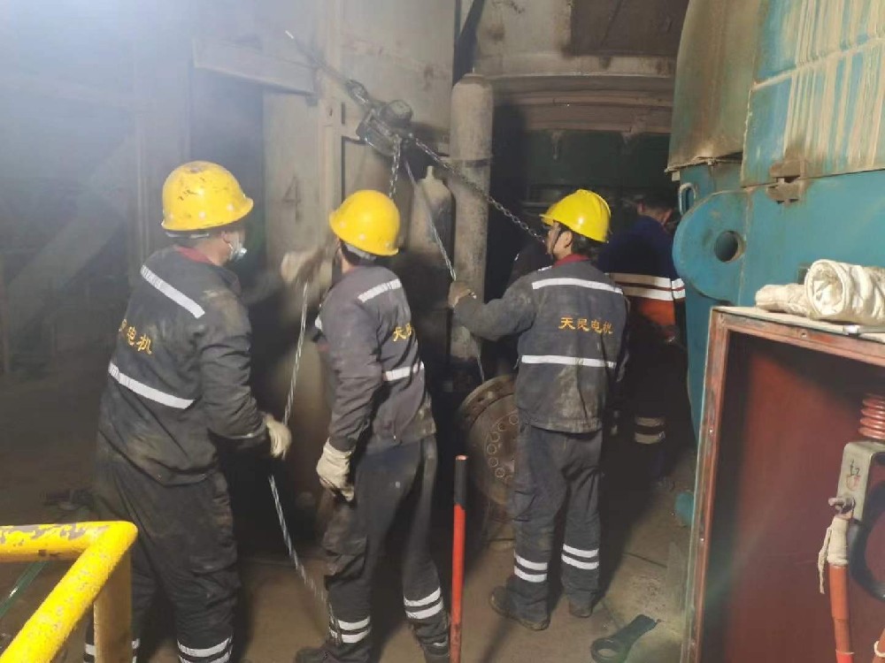 外圍工程維修現（xiàn）場