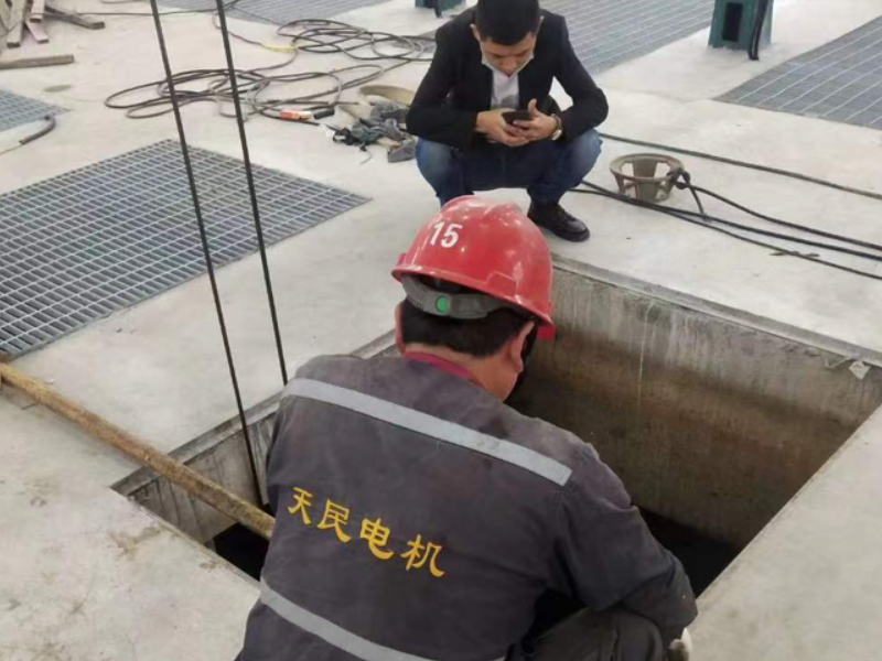 外圍工程（chéng）維修現場