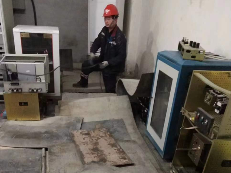 外圍工程維修現場