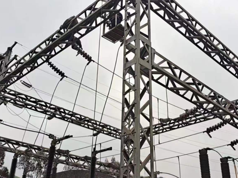 外圍工程維修（xiū）現場